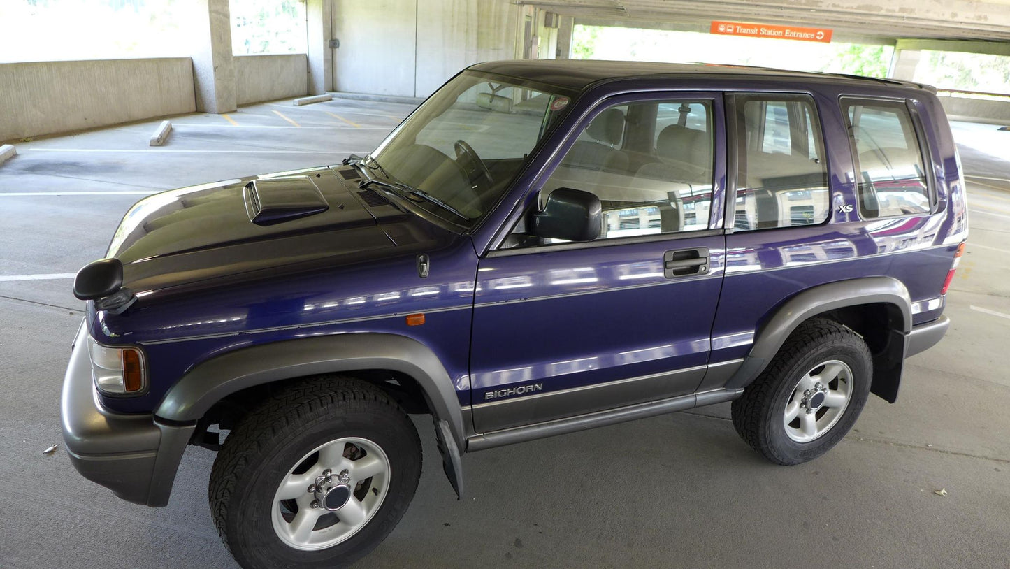 Isuzu Bighorn XS 4x4