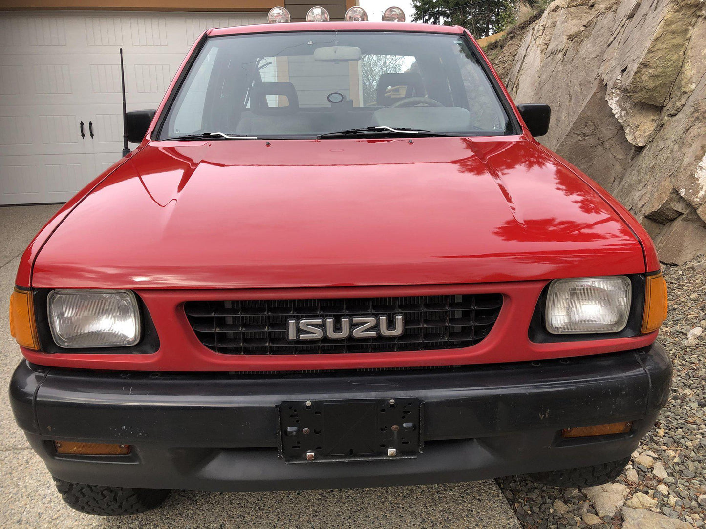 Isuzu Space Cab SX 4x4