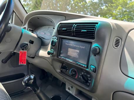 2001 Mazda B3000 SE Cab Plus 4x4