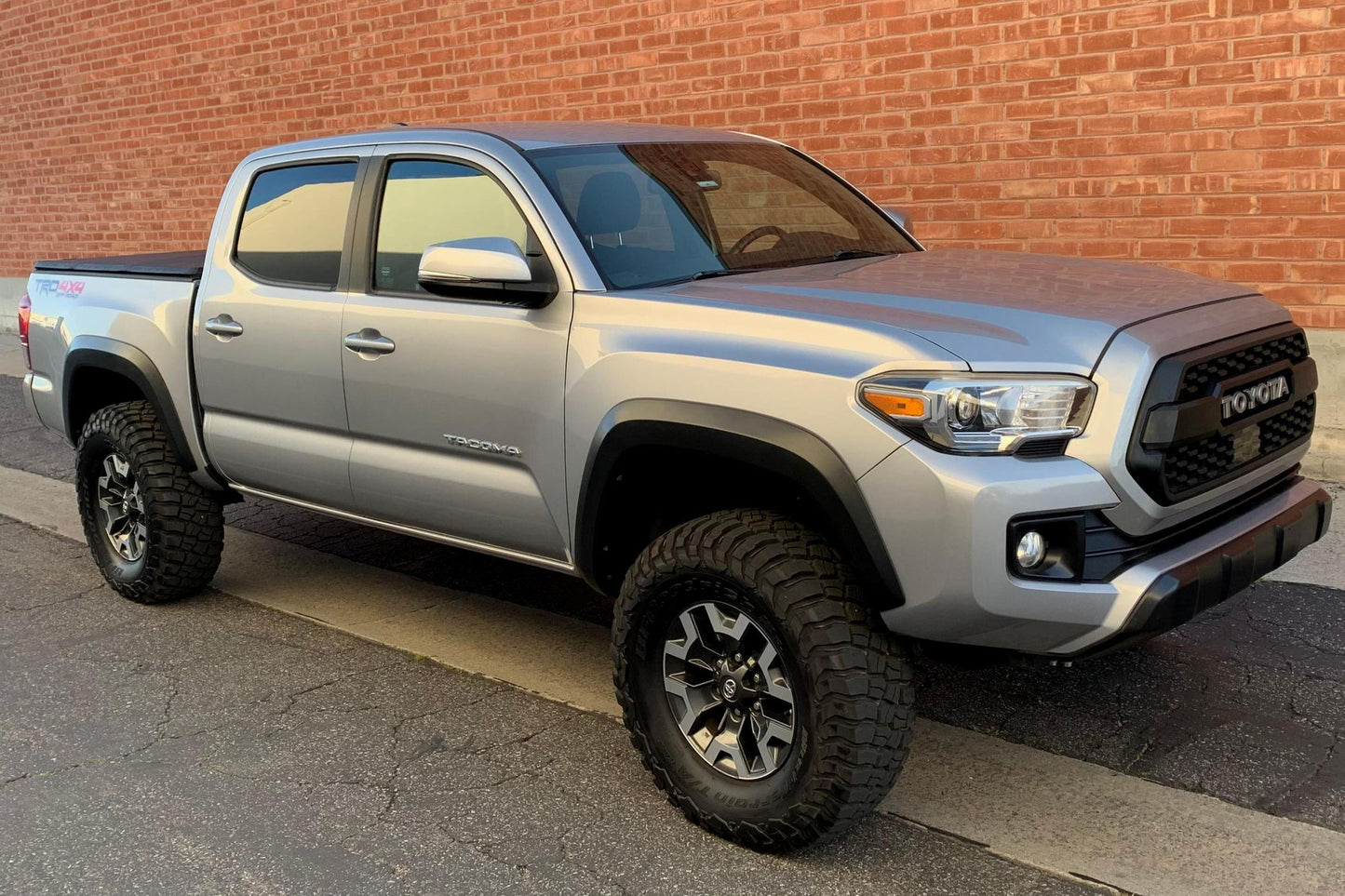 Toyota Tacoma TRD Off-Road Double Cab 4x4 2019