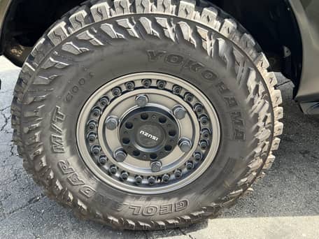 Isuzu Trooper Limited 