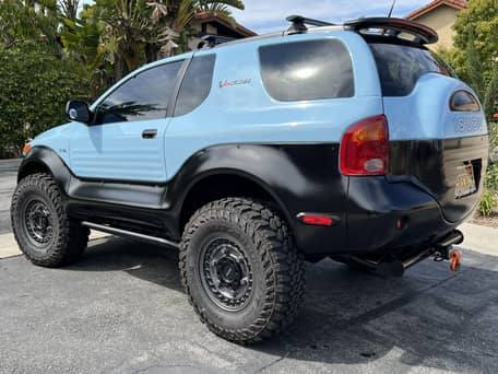 Isuzu Trooper Limited 