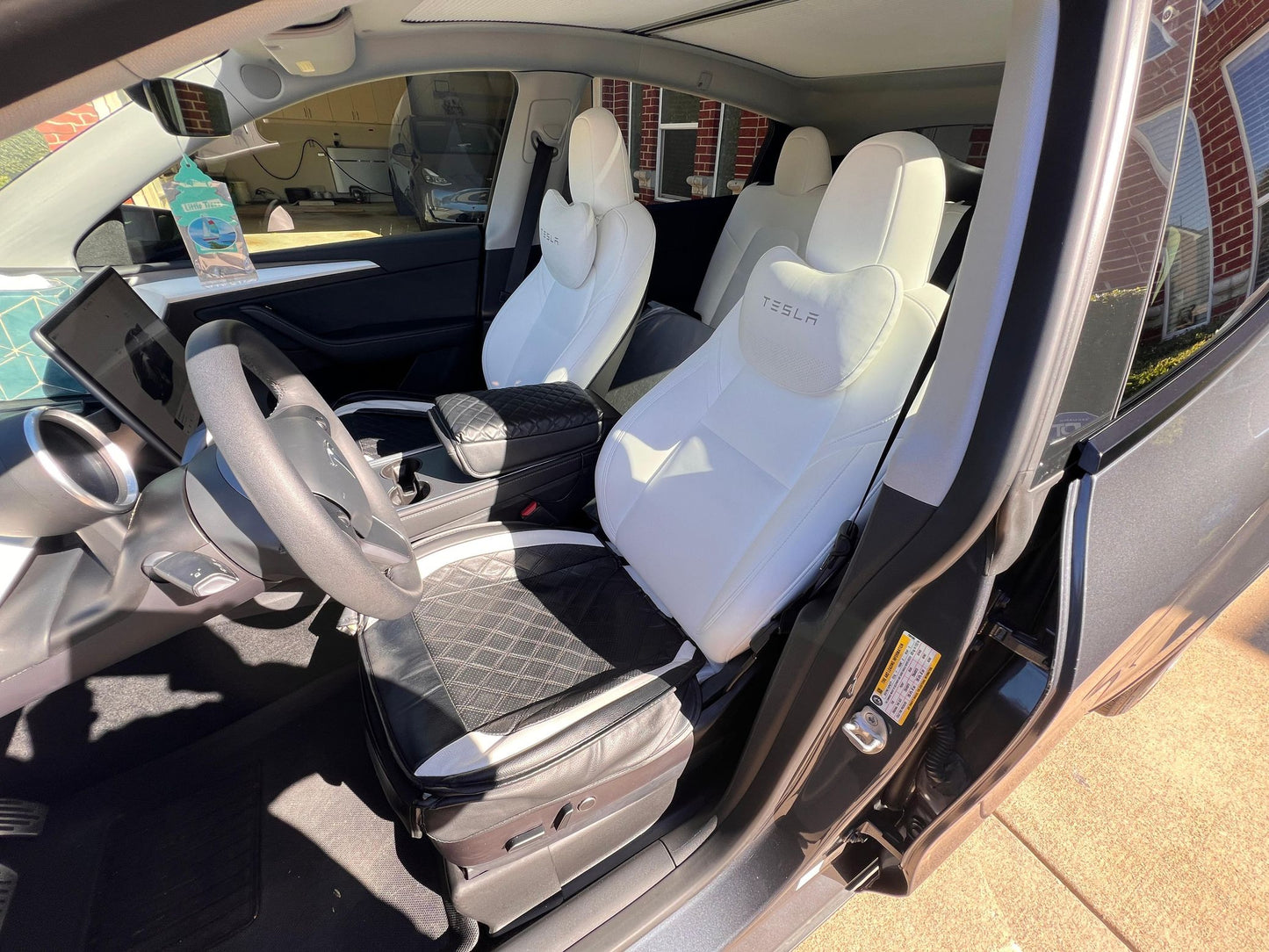 Tesla Model Y Performance 