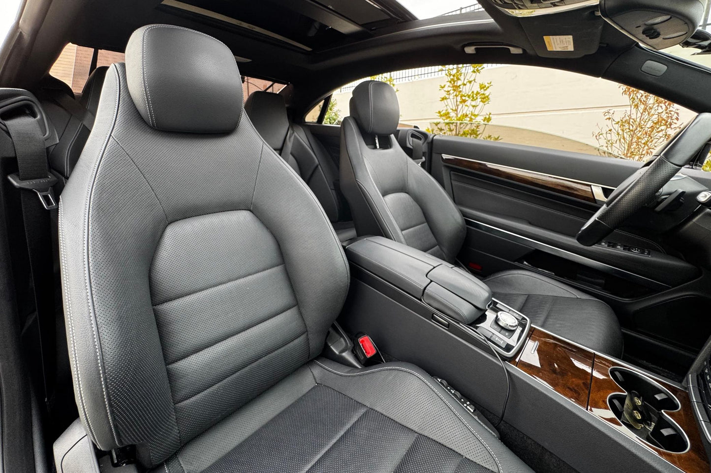 Mercedes-Benz E550 Coupe