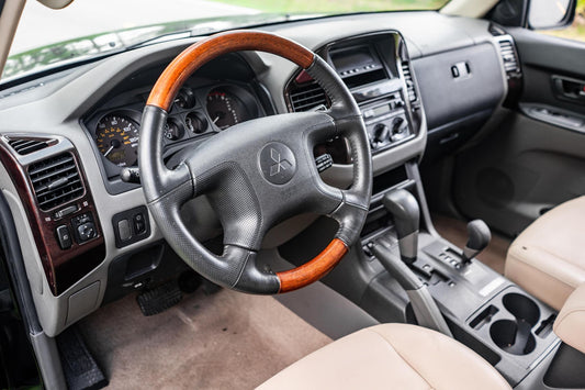 Mitsubishi Montero Limited 4WD