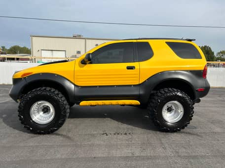 Isuzu Space Cab SX 4x4 