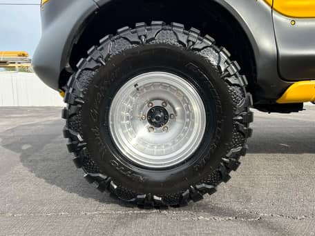 Isuzu Space Cab SX 4x4 