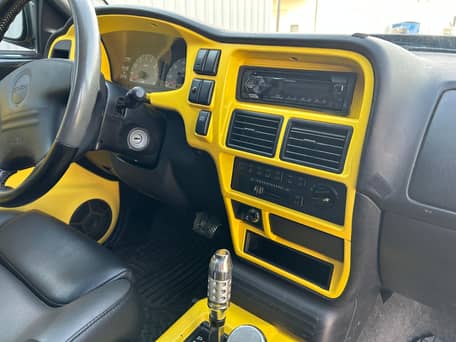 Isuzu Space Cab SX 4x4 