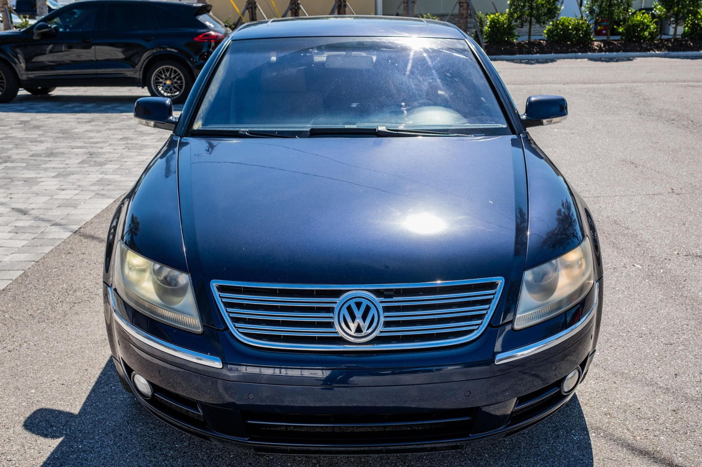 Volkswagen Phaeton W12