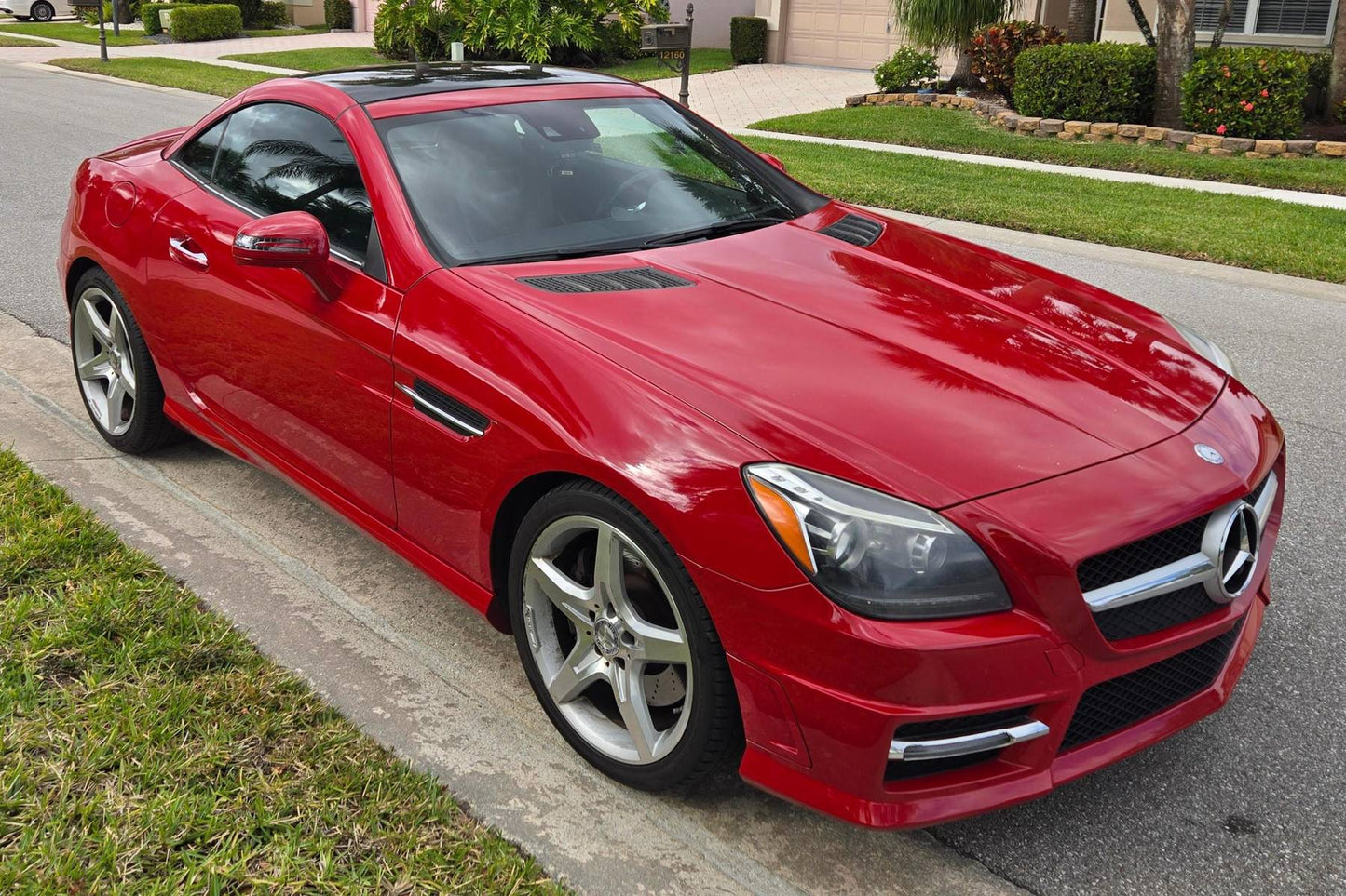 Mercedes-Benz SLK350