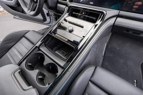 2025 Porsche Panamera Turbo S E-Hybrid