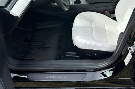 2022 Tesla Model 3 Long Range AWD
