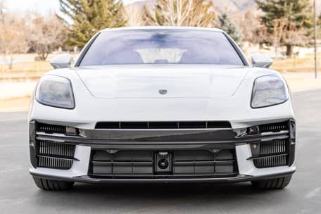 2025 Porsche Panamera Turbo S E-Hybrid