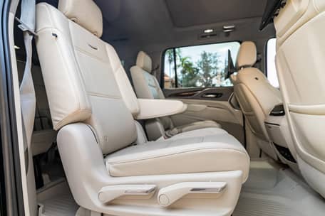 2022 Cadillac Escalade ESV 4WD Platinum 