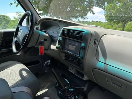 2001 Mazda B3000 SE Cab Plus 4x4