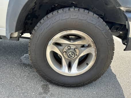 2001 Mazda B3000 SE Cab Plus 4x4