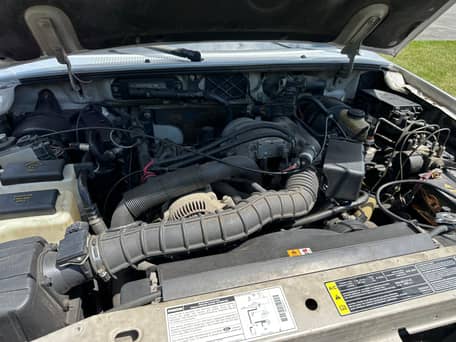 2001 Mazda B3000 SE Cab Plus 4x4