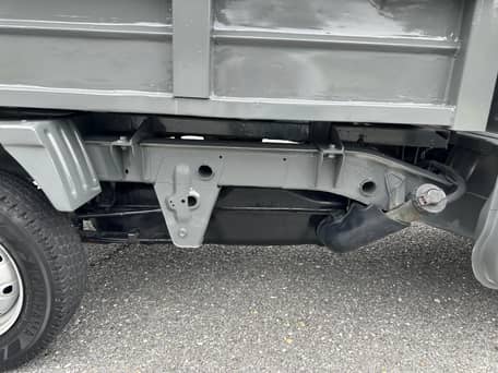 Camion-benne Suzuki Carry 4x4 de 2000