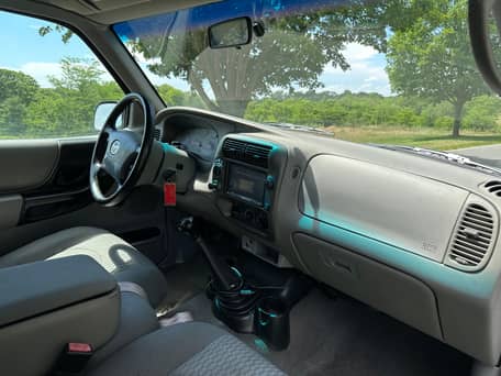 2001 Mazda B3000 SE Cab Plus 4x4