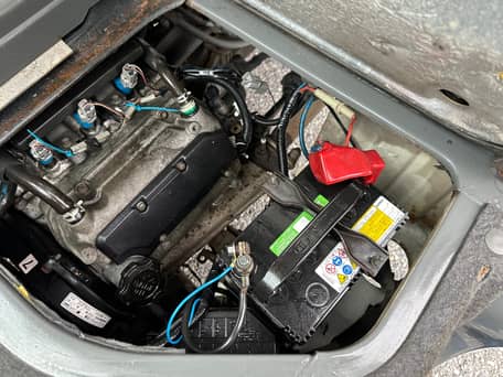 Camion-benne Suzuki Carry 4x4 de 2000