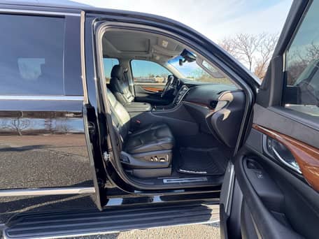 2020 Cadillac Escalade 4WD Luxury