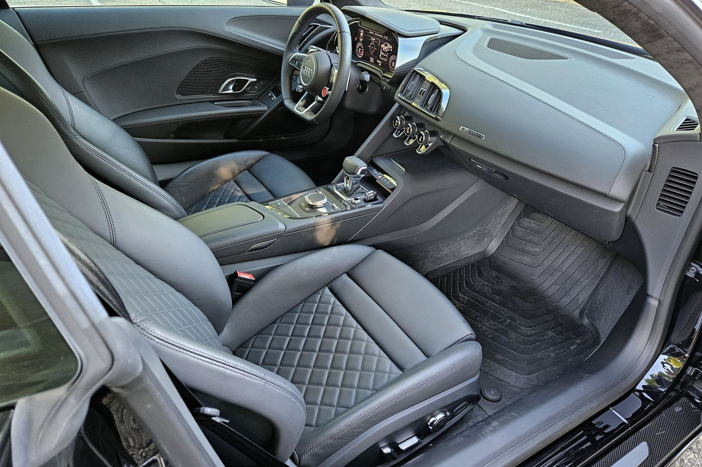 Audi R8 V10 Performance Coupe Quattro 